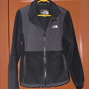NorthFace Women’s Black Jacket Size Small